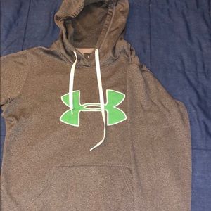 Under Armour storm hoodie. Lightly worn.
